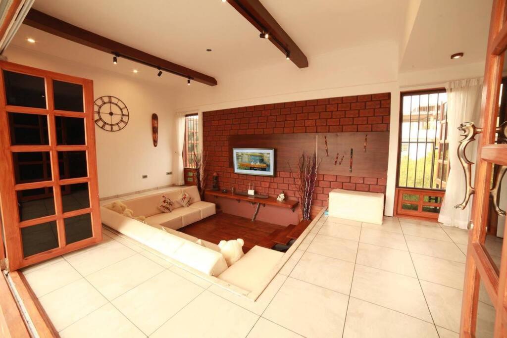 Varaa Villa Maisur Dış mekan fotoğraf